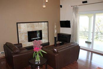 Farview Mountain Resort Villas Ooty Exterior foto